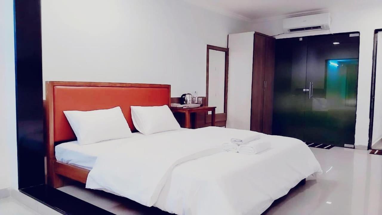 The Heart Of Heaven Apartment Ambavna ภายนอก รูปภาพ