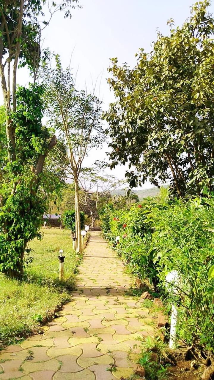 The Heart Of Heaven Apartment Ambavna ภายนอก รูปภาพ