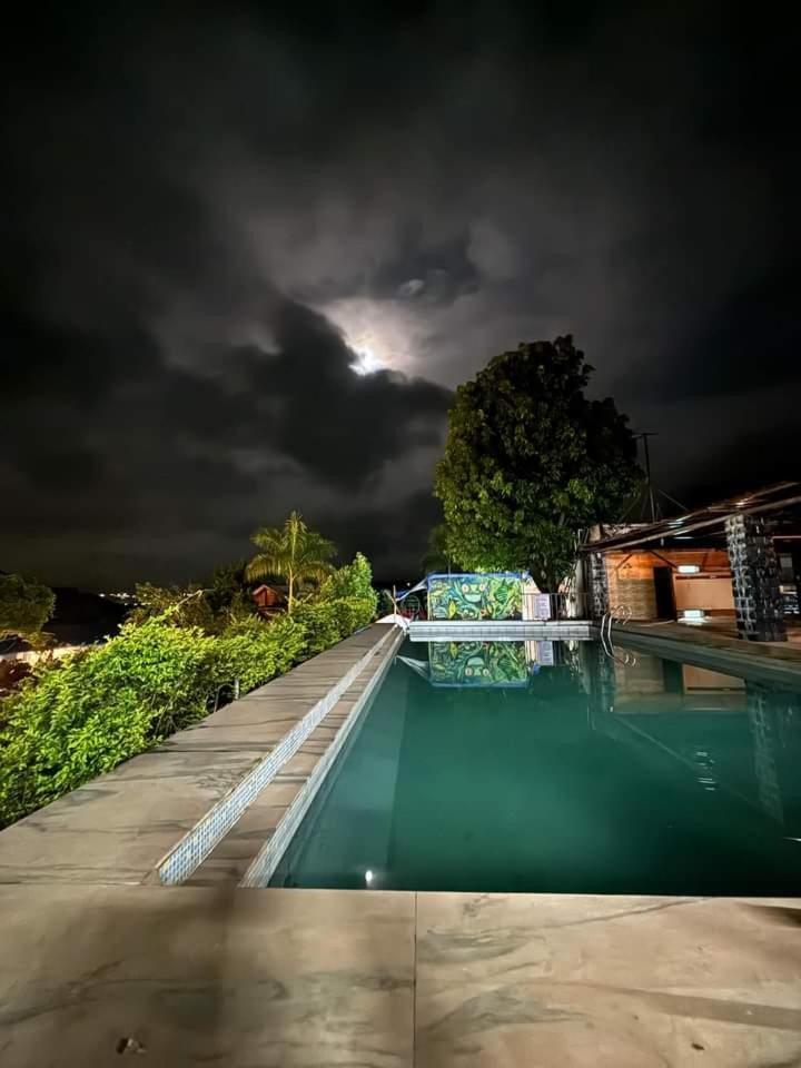 The Heart Of Heaven Apartment Ambavna ภายนอก รูปภาพ